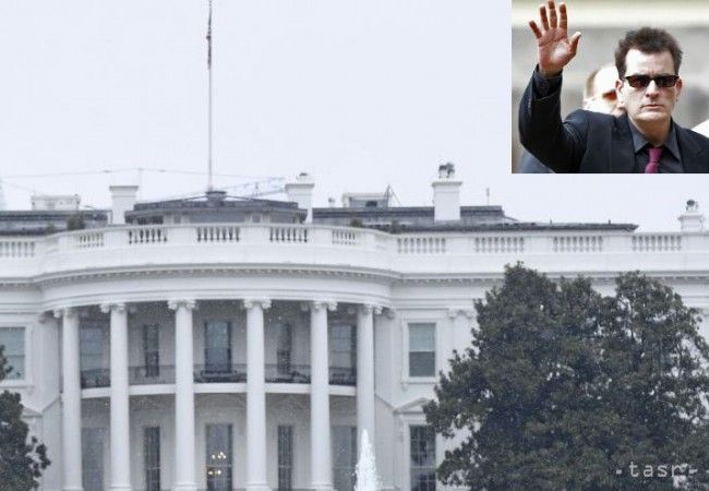 Video: Charlie Sheen do Bieleho domu? Herec: Zvažujem kandidatúru