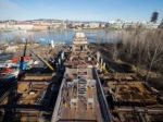 Na Dunaji presmerujú lode, začnú stavať pilier mosta