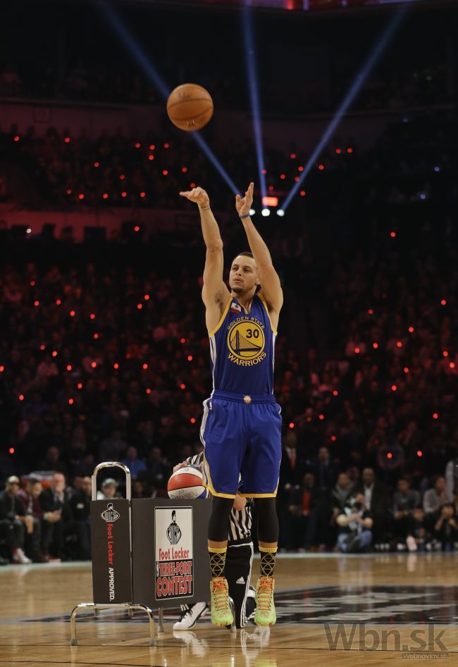 Video: LaVine vládne v NBA smečiarom, trojkárom zase Curry