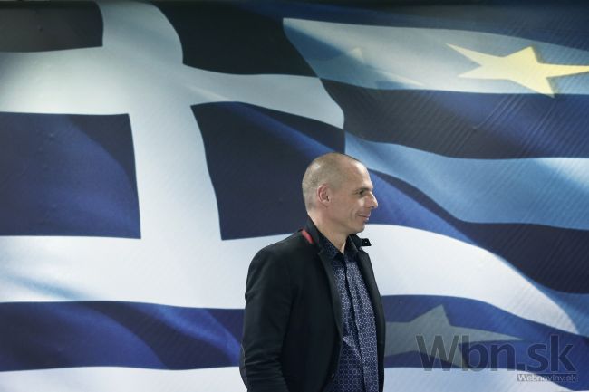 Gréci odmietli záchranný program, hrozba bankrotu je bližšie