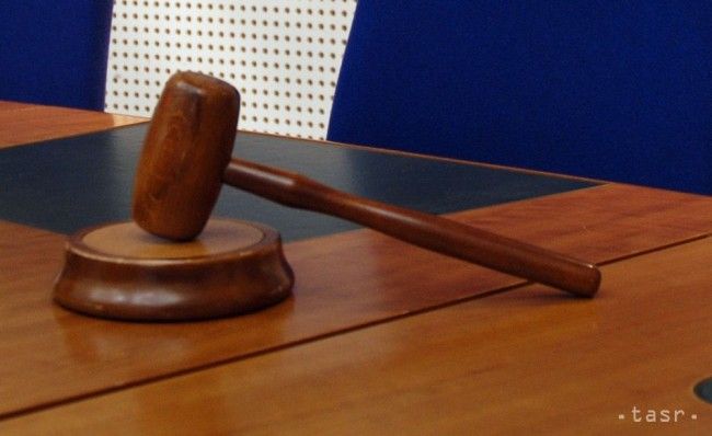 Súd zbavil deviatich kňazov obvinení zo sexuálneho obťažovania