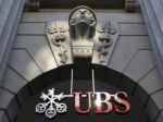 Francúzi vydali zatykače na troch manažérov švajčiarskej UBS