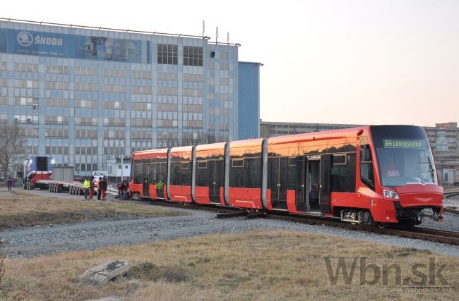 Bratislava má prvú jednosmernú električku, pribudnú ďalšie