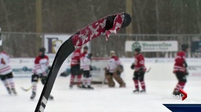 Video: V Edmontone padol nový hokejový rekord, hralo sa 250 hodín