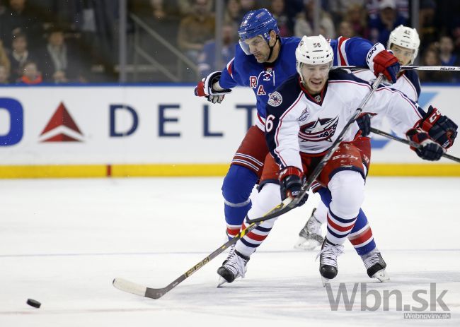 Video: Daňo strelil v NHL gól, Halák schytal nakladačku