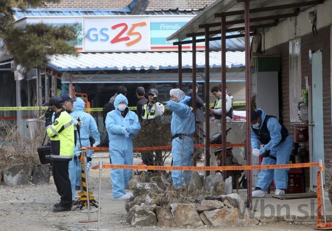 Tragédia v Južnej Kórei, muž vystrieľal a podpálil obchod