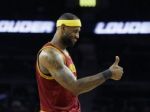 Video: LeBron pokoril Pippena, Love si v NBA vyrovnal rekord