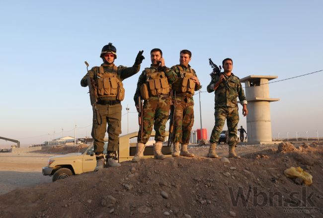 Kurdi hlásia ďalšie úspechy, zmasakrovali džihádistov