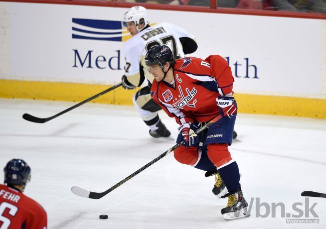 Video: NHL zažilo derby, Ovečkin aj Crosby strieľali ostrými