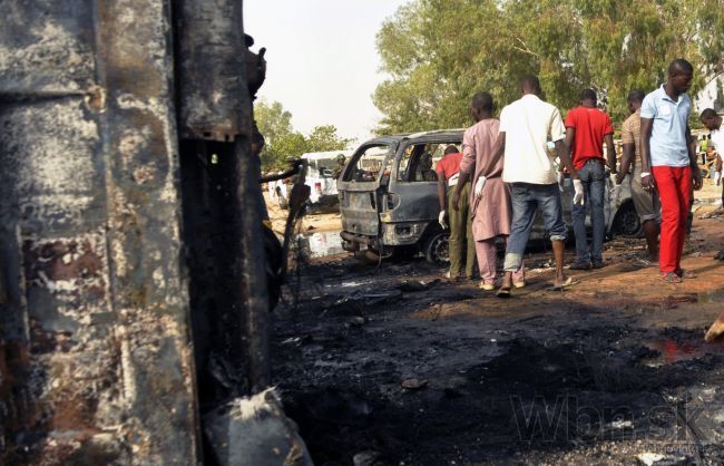 Bombový atentátnik zabil v Nigérii najmenej 17 ľudí