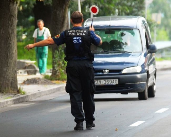 Polícia hľadá novú mladú krv, uchádzačov neminie aj diktát