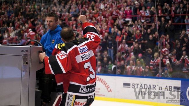 Video: Hudáček vychytal shutout a opäť predviedol svoju šou