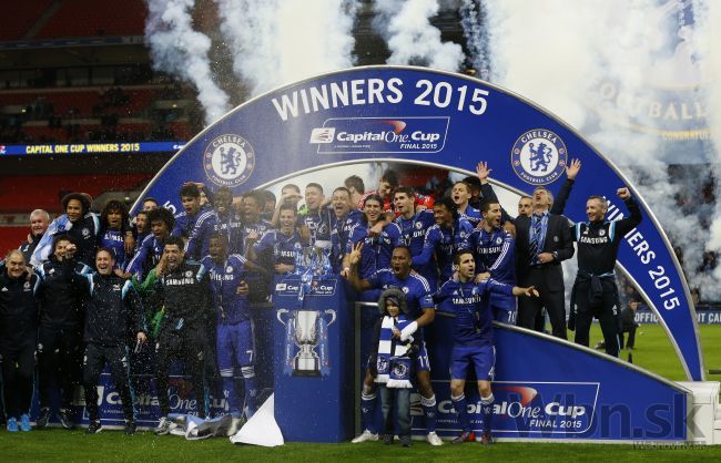 Video: Chelsea zdolala Tottenham, získala Ligový pohár