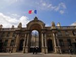 Francúzsko chce bojom proti daňovým únikom získať miliardy