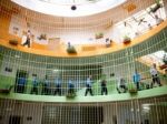 Nórsko chce väzňov previesť do Holandska, tí protestujú