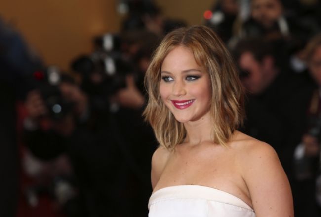 Jennifer Lawrence si v novom filme zahrá vojnovú fotografku