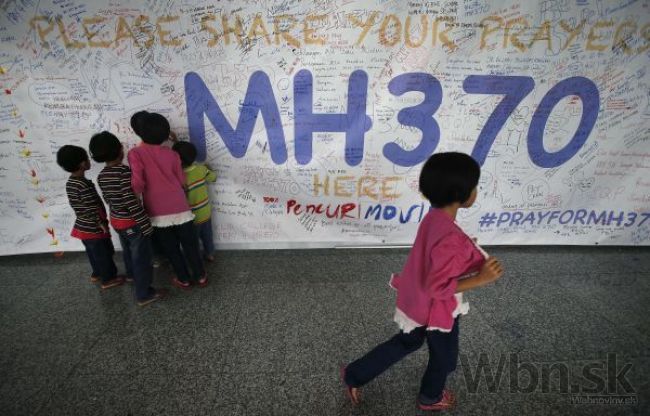 Malajzia zverejní deň pred výročím správu o lietadle duchov