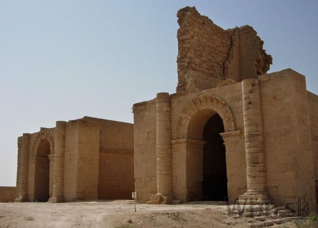 Islamisti vyčíňali v starovekej Hatre, spustošili pevnosť