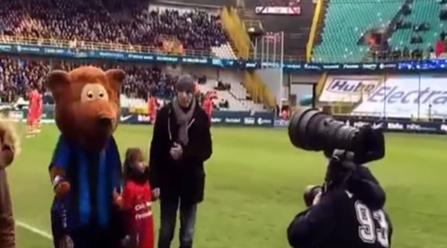 Emotívne video: Futbalový fanúšik kvôli zápasu odložil svoju smrť