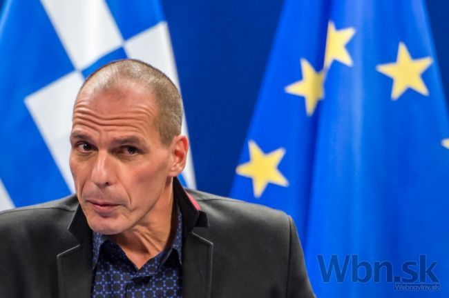 Grécky minister financií pohrozil eurozóne referendom