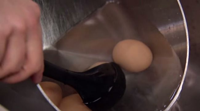 Video: Najlepšie pripravené vajíčka na mäkko