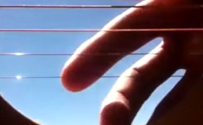 Video: Dal iPhone do gitary. Sledujte, čo sa stalo