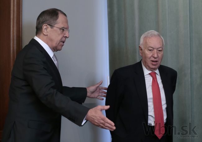 Lavrov obvinil Tuska z tvorby napätia medzi Úniou a Moskvou