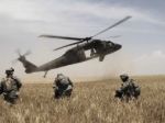 Po havárii amerického Balck Hawku je 11 vojakov nezvestných
