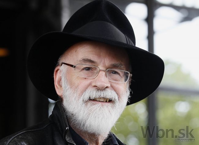 Zomrel geniálny spisovateľ fantasy kníh Terry Pratchett