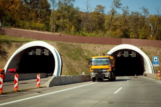 Tunel Sitina budú cez víkend opravovať, obmedzia dopravu