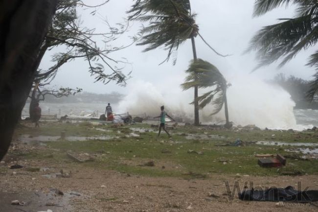 Video: Súostrovie Vanuatu zdevastoval cyklón, zahynuli ľudia