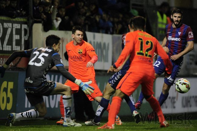 Video: Barcelona si poistila prvé miesto, Messi dal dva góly