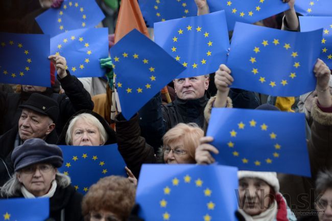 Bosna má otvorenú cestu pre podanie prihlášky do EÚ