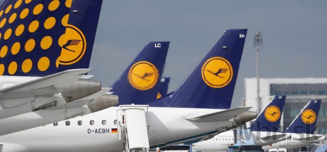 Lufthansa ruší ďalšie lety, piloti predĺžili štrajk