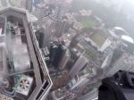 Video: Bojíte sa výšok? Na toto sa nepozerajte