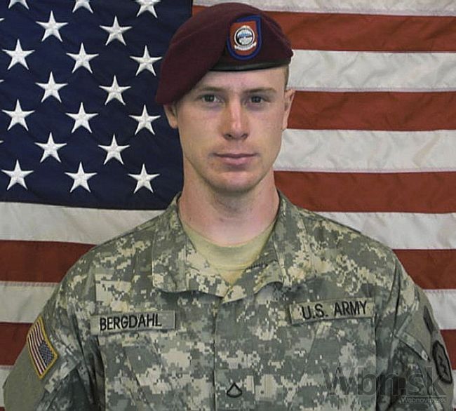 Vojaka USA, ktorého väznil Taliban, obvinili z dezercie