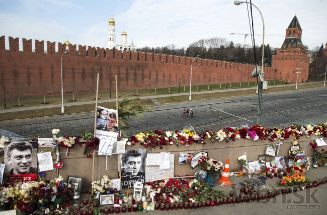 Na moskovskom moste obnovili zničený pamätník Nemcova