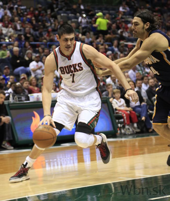 Ilyasova dosiahol kariérne maximum, ťahá Bucks do play-off