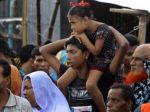 V Bangladéši vypukla počas púte panika, ušliapali ľudí