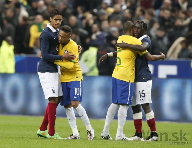 Video: Brazília zdolala Francúzsko na Stade de France