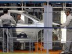 Po Volkswagene prerušuje výrobu v Rusku ďalšia automobilka
