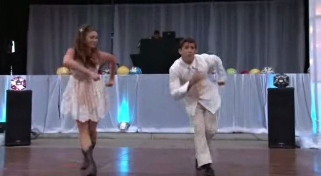 Video: Ako môže vyzerať svadobný tanec