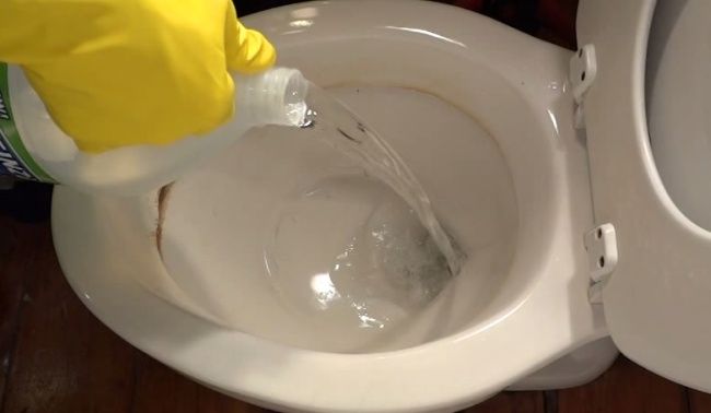Video: Ako vyčistiť WC jednoduchým a účinným spôsobom