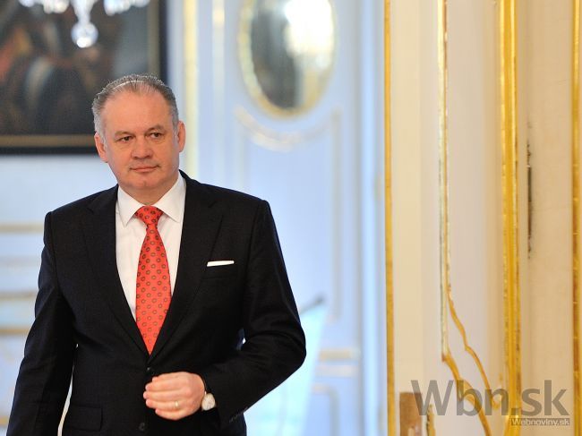 Andrej Kiska súhlasí s náramkami pre väzňov, podpísal novely