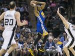 Video: San Antonio stoplo Golden State, LeBron slávil úspech
