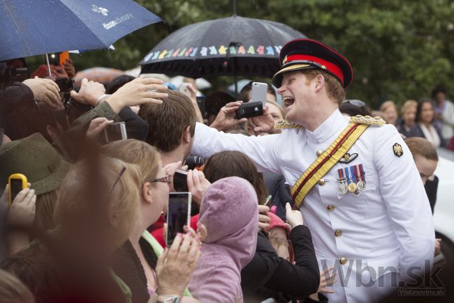 Princ Harry v armáde končí, absolvuje posledný výcvik