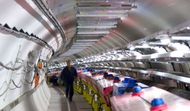 Vedci z CERN-u uviedli do prevádzky modernizovaný urýchľovač