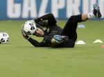 Svätci pokukujú po gólmanovi Čechovi, zrejme opustí Chelsea