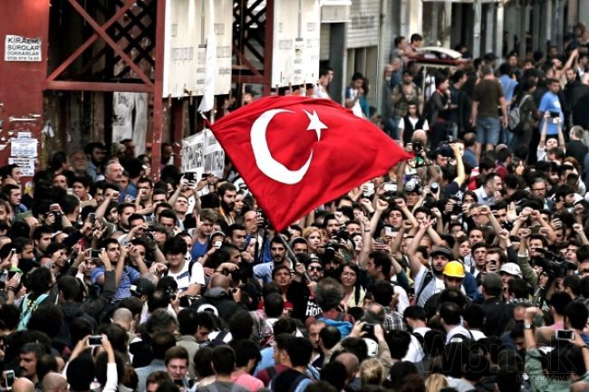 Turecko zrušilo zákaz prístupu na YouTube a Twitter