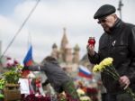 V Moskve si stovky ľudí pripomenuli vraždu Nemcova